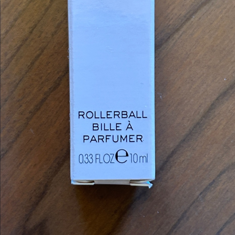 Chloe Eau de Parfum Rollerball - Picture 3 of 4